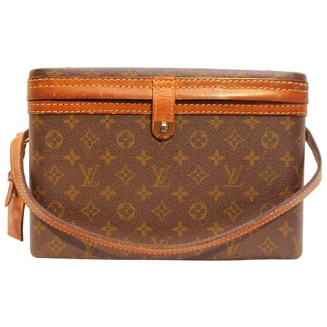 louis vuitton vintage vanity case